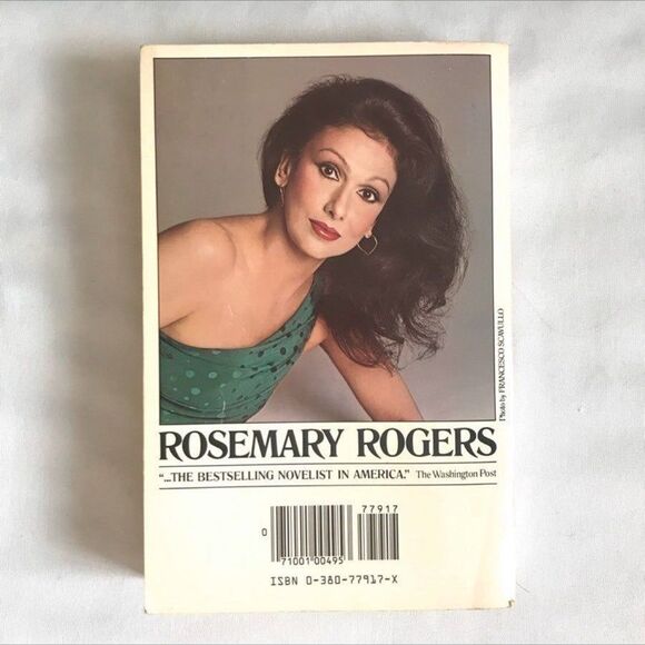 Rosemary Rogers PB Books | Love Play | The Crowd Pleasers bundle 2 Vtg romance - Picture 3 of 8